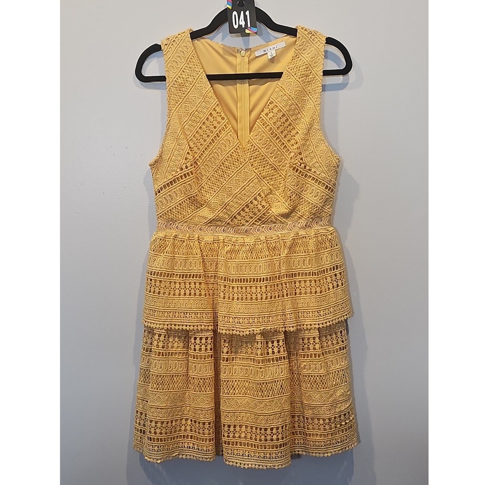 Miami Francescas Mustard Yellow Eyelet Lace Tiered Mini Dress L 004-213231